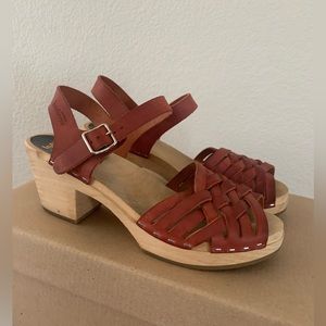 Swedish Hasbeens Sandal Clogs